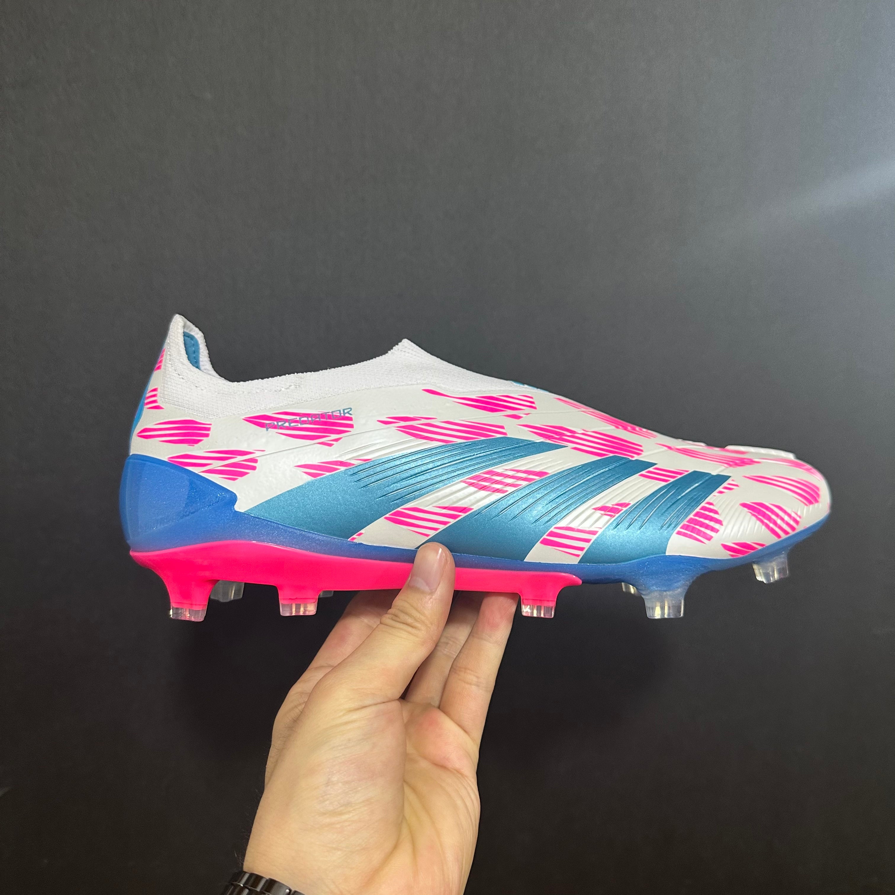 Crampons Élites Adidas Predator Laceless