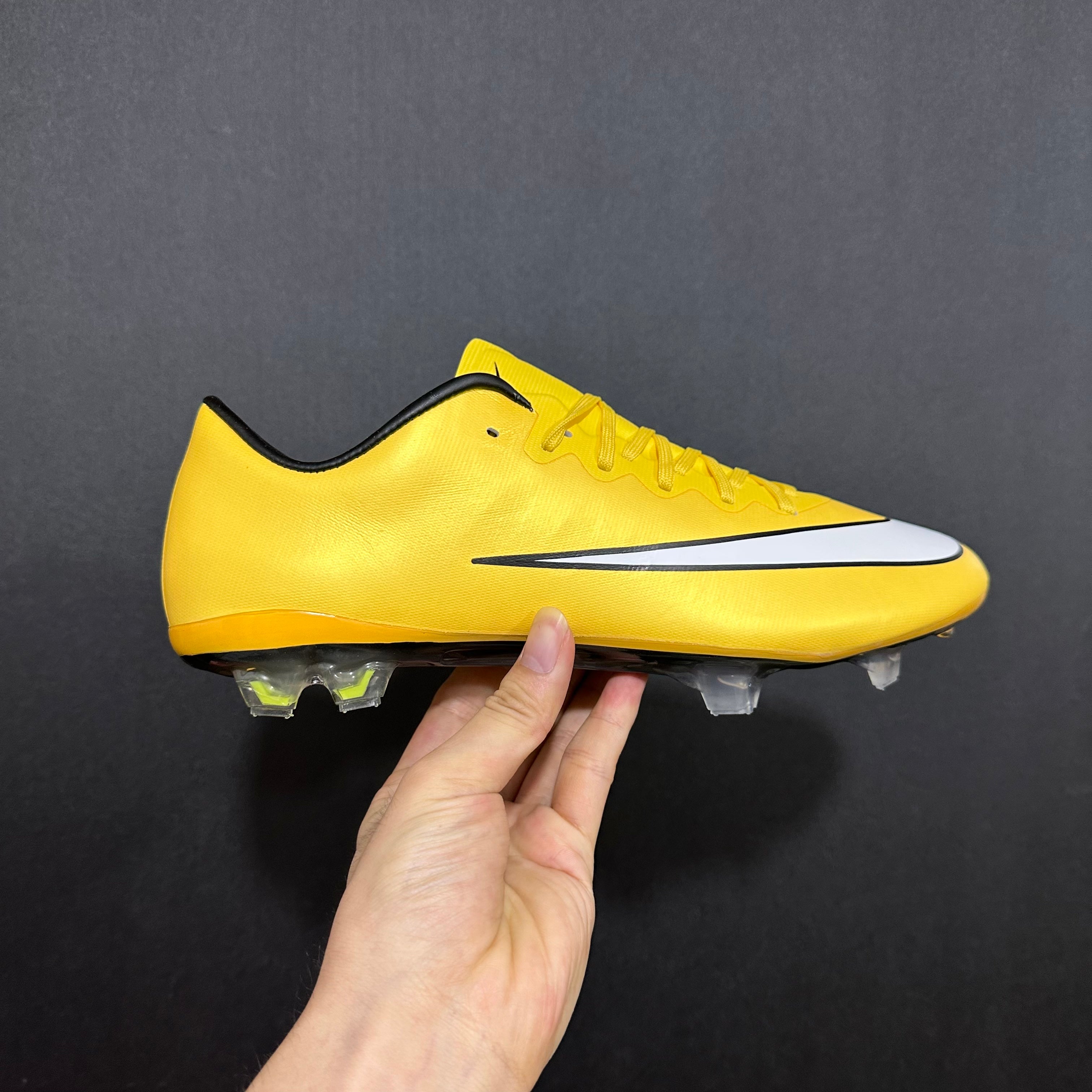Crampons Rétro Nike Mercurial Superfly IV
