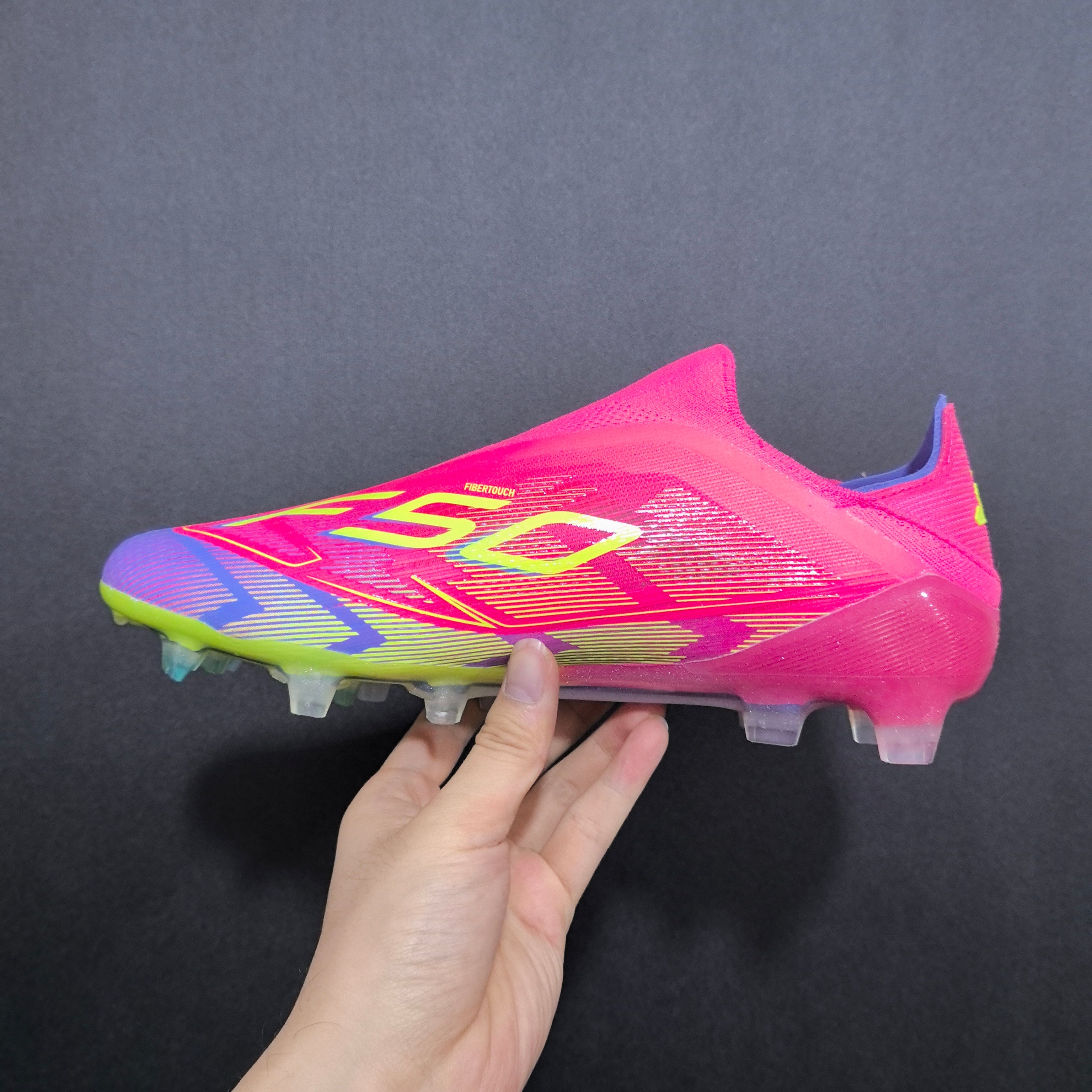 Crampons Élites Adidas F50