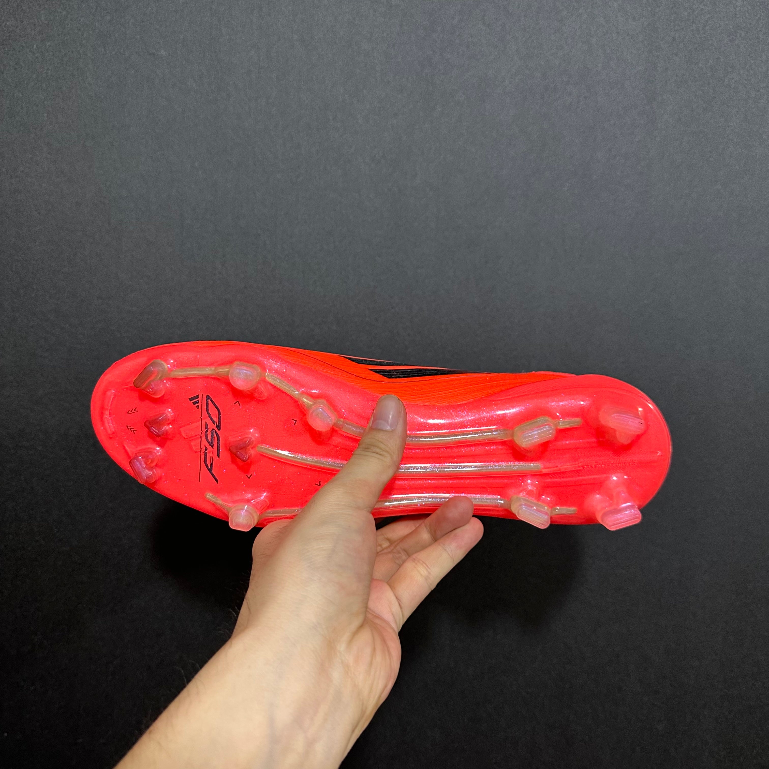 Crampons Élites Adidas F50