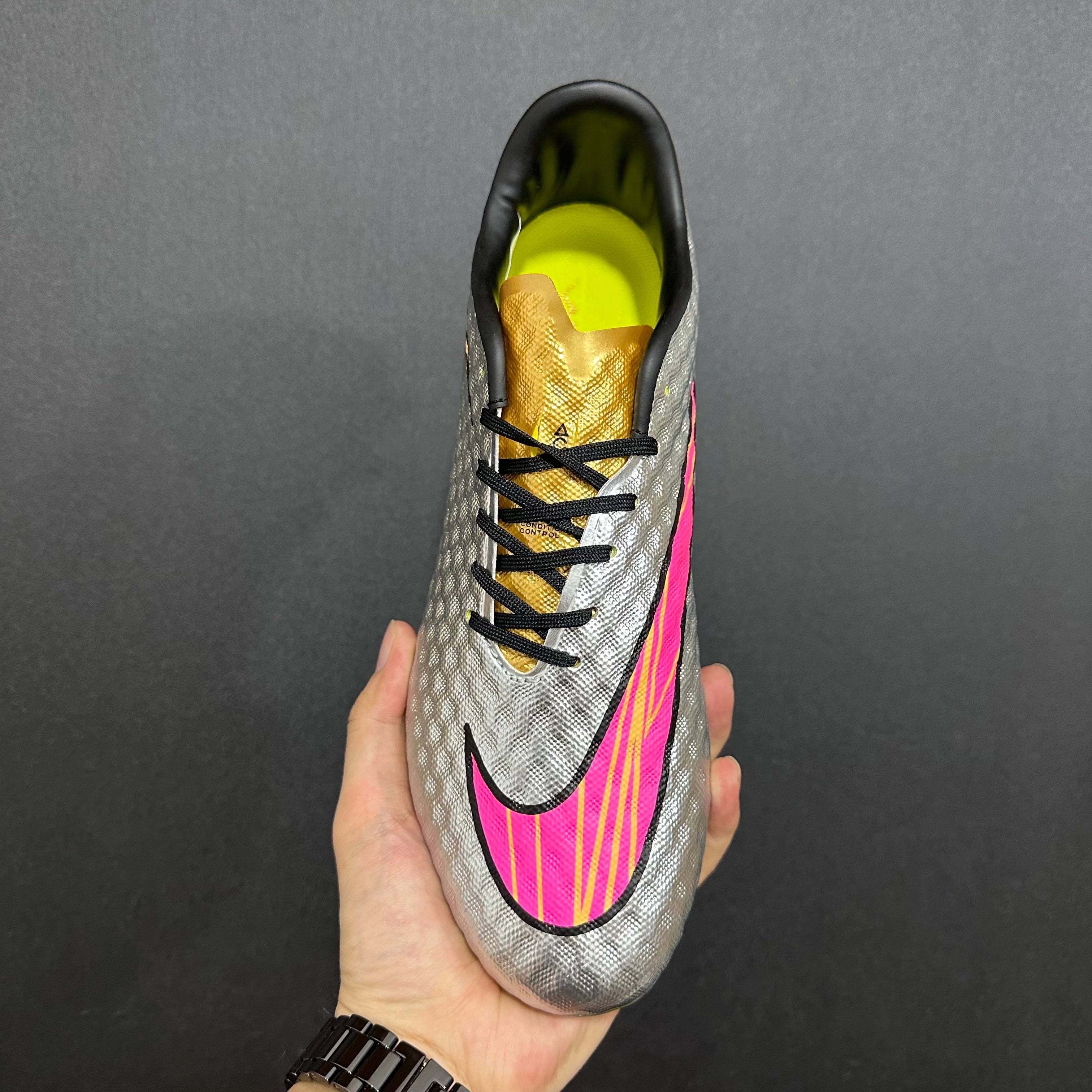 Crampons Rétro Nike Hypervenom Phantom