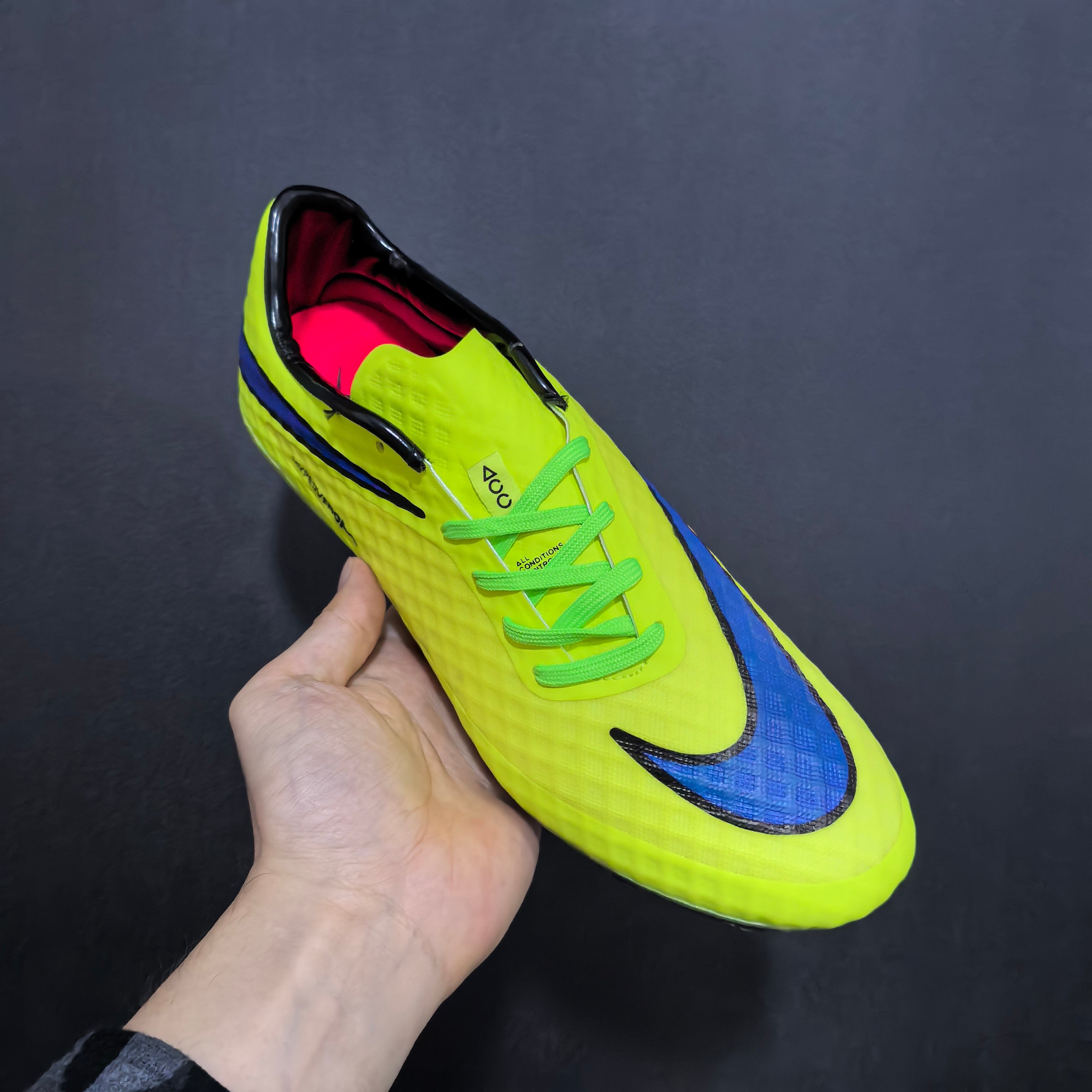 Crampons Rétro Nike Hypervenom Phantom