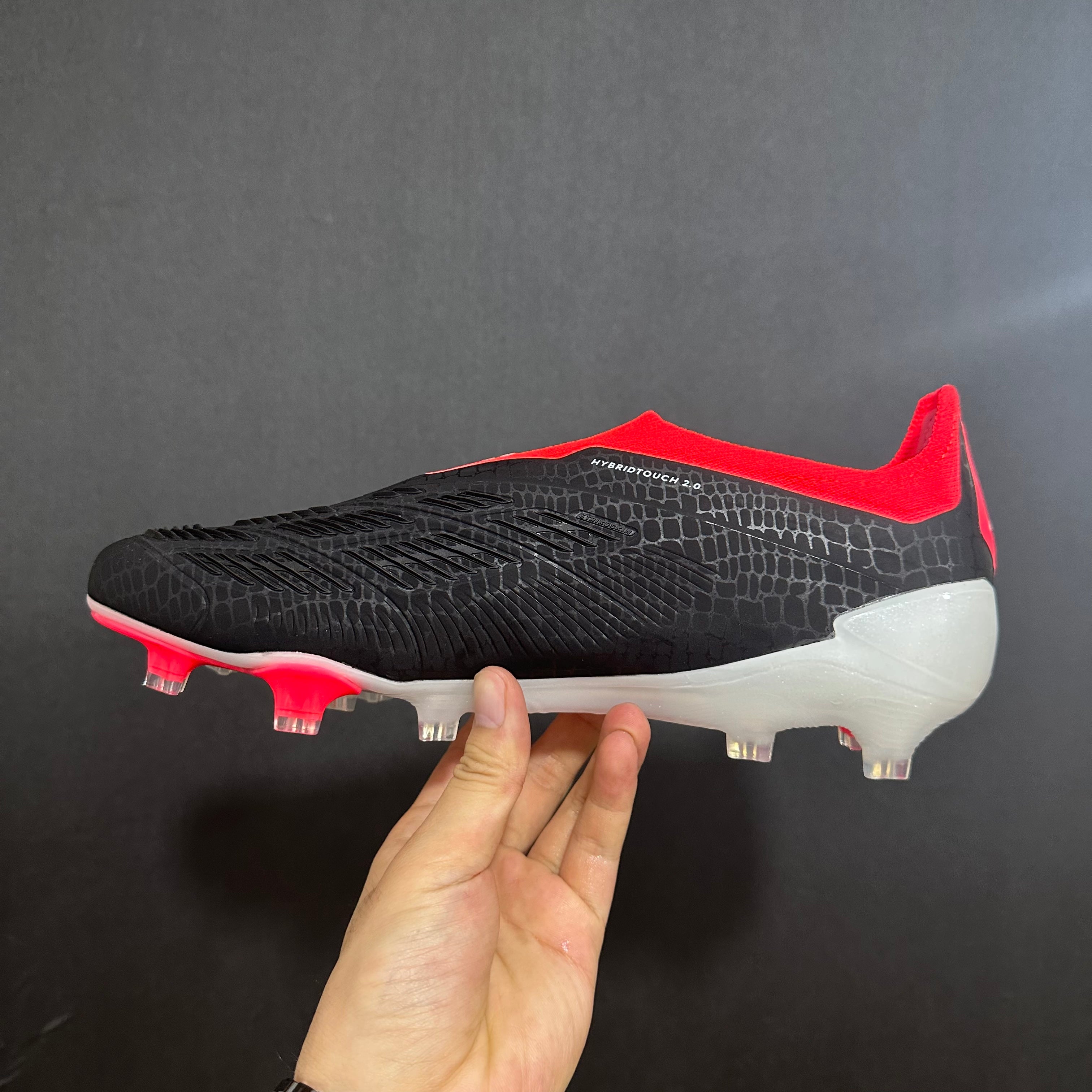 Crampons Élites Adidas Predator Laceless