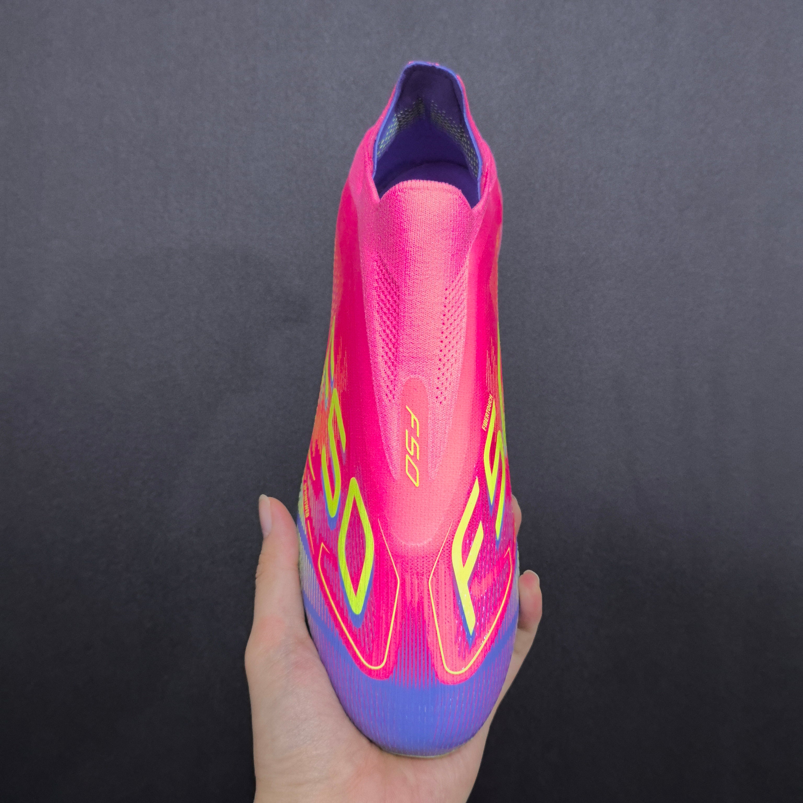 Crampons Élites Adidas F50