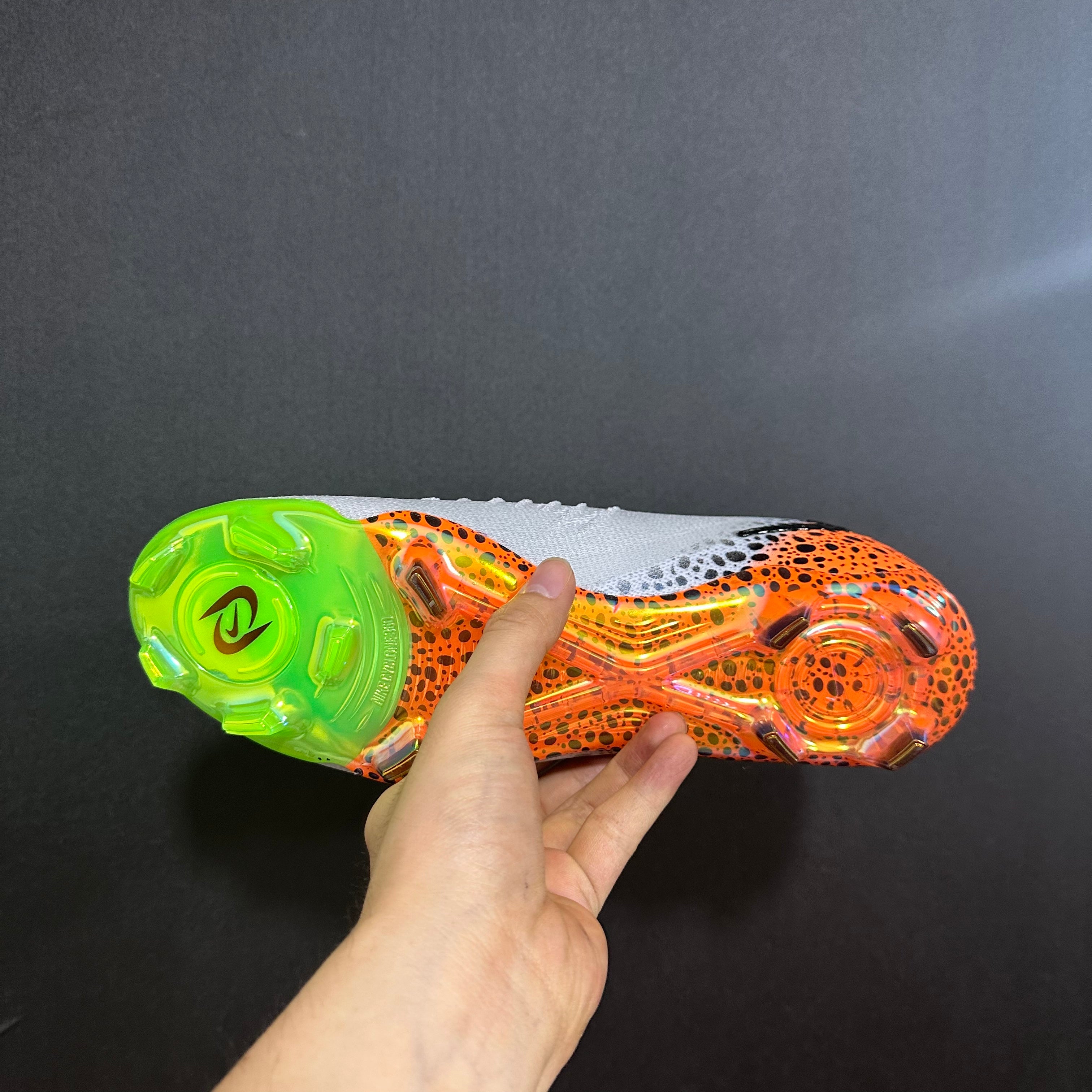 Crampons Élites Nike Phantom GX 2