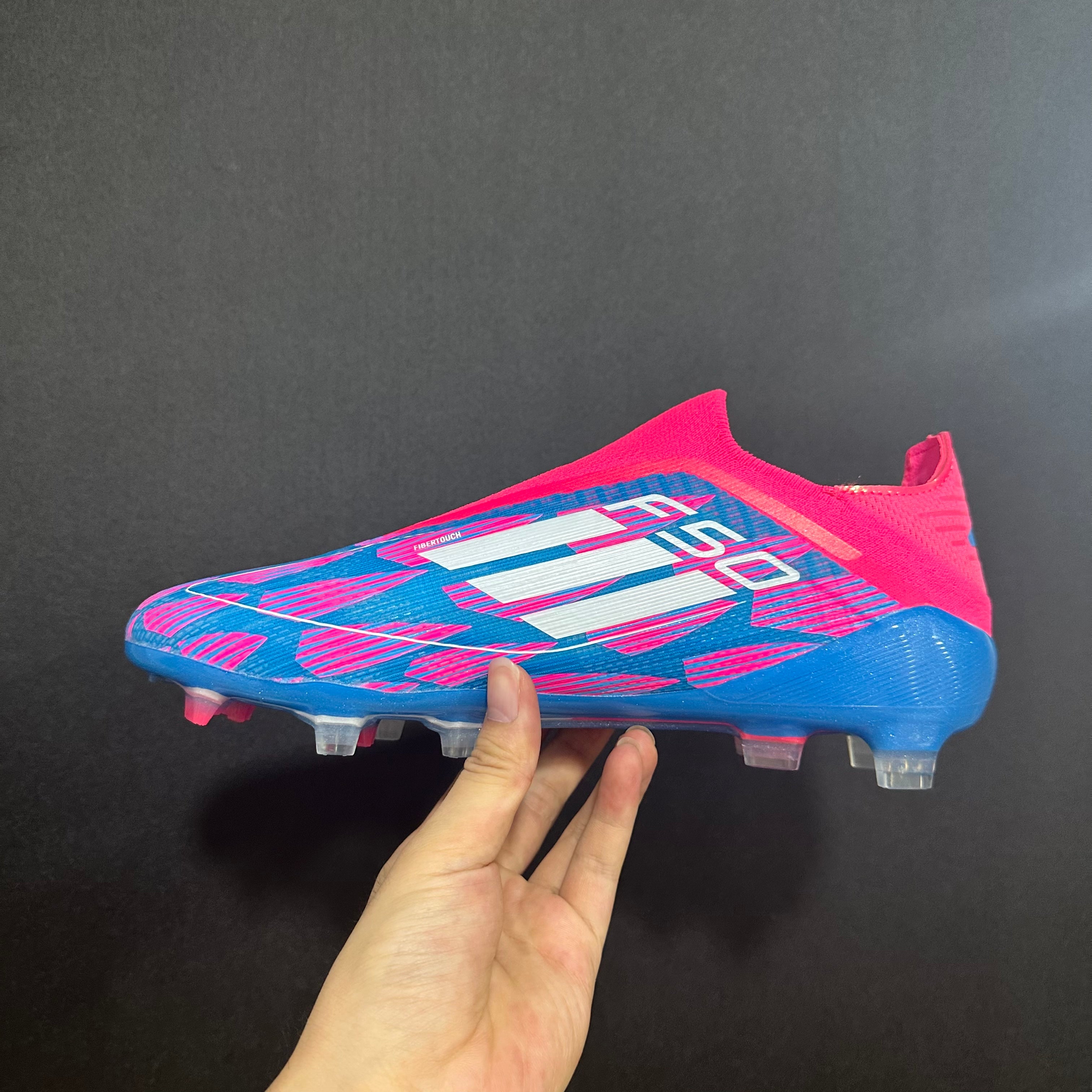 Crampons Élites Adidas F50