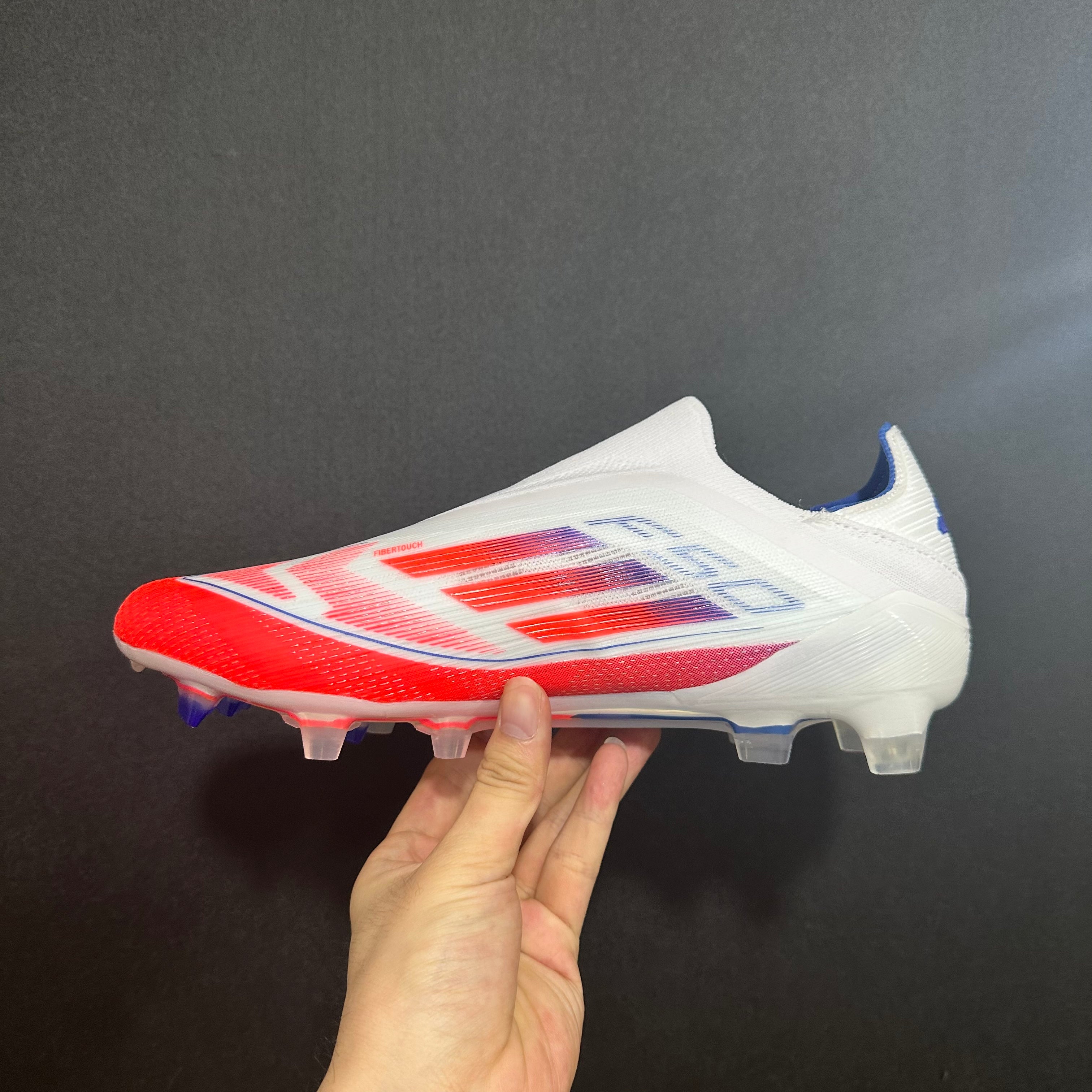 Crampons Élites Adidas F50