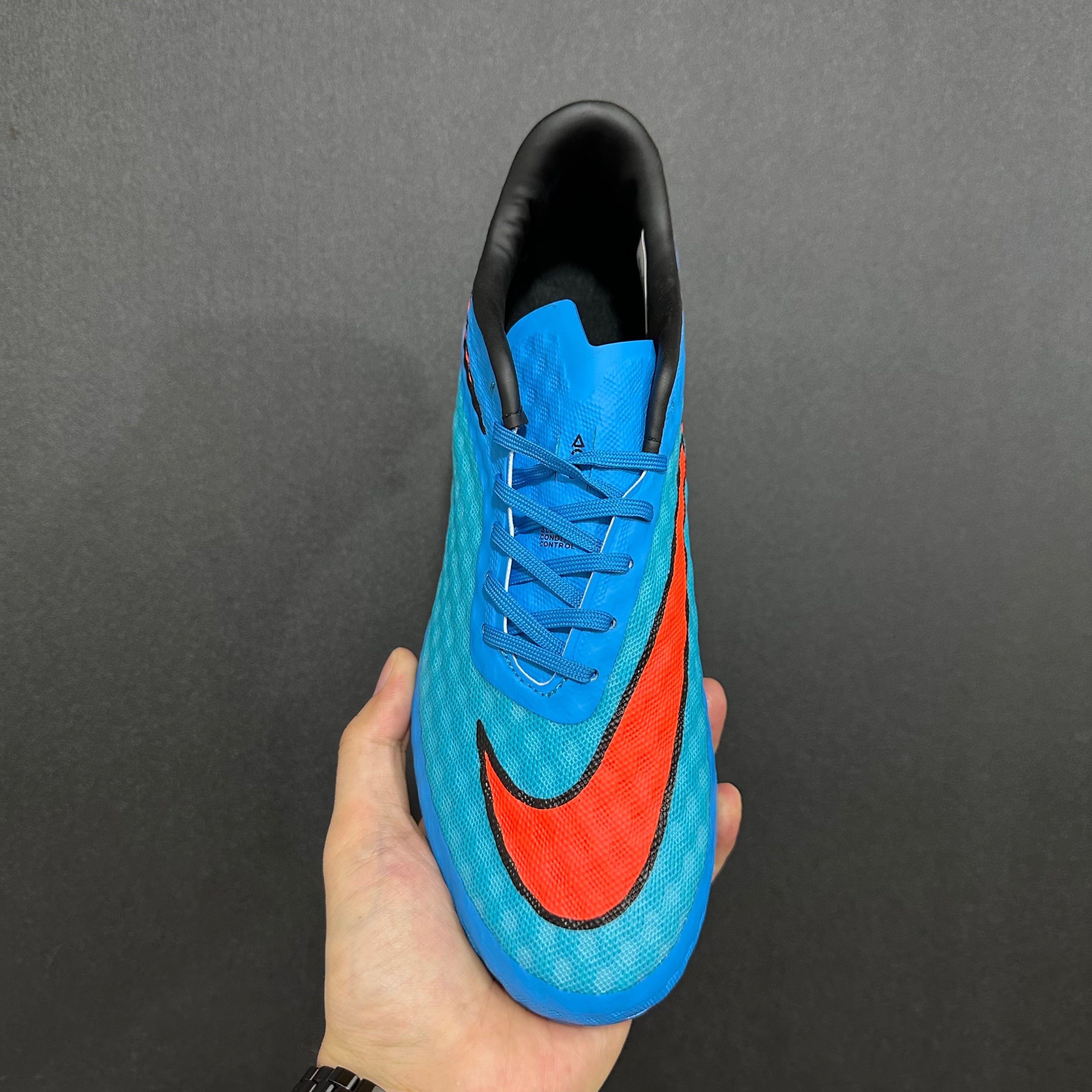 Crampons Rétro Nike Hypervenom Phantom