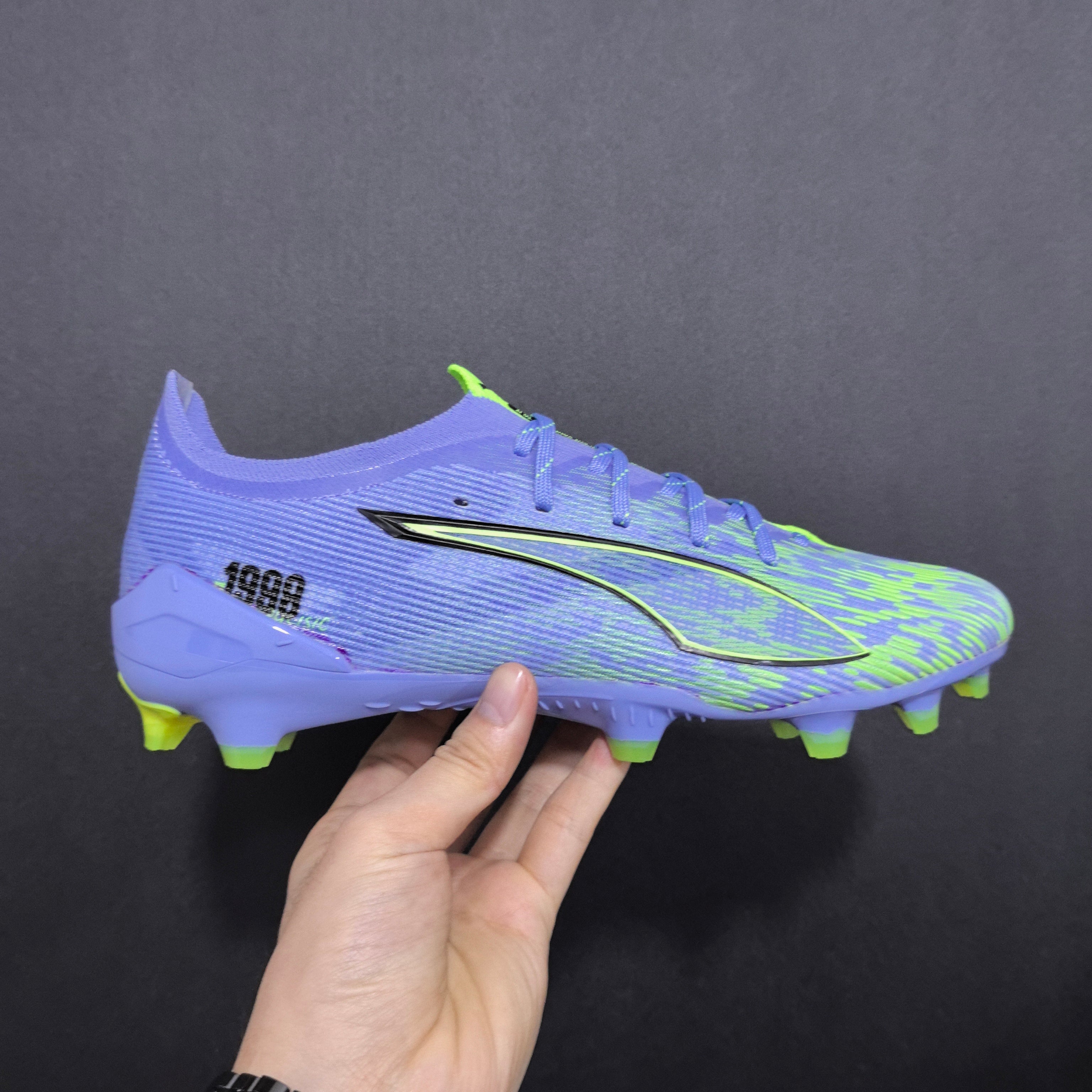 Crampons Élites Puma Ultra