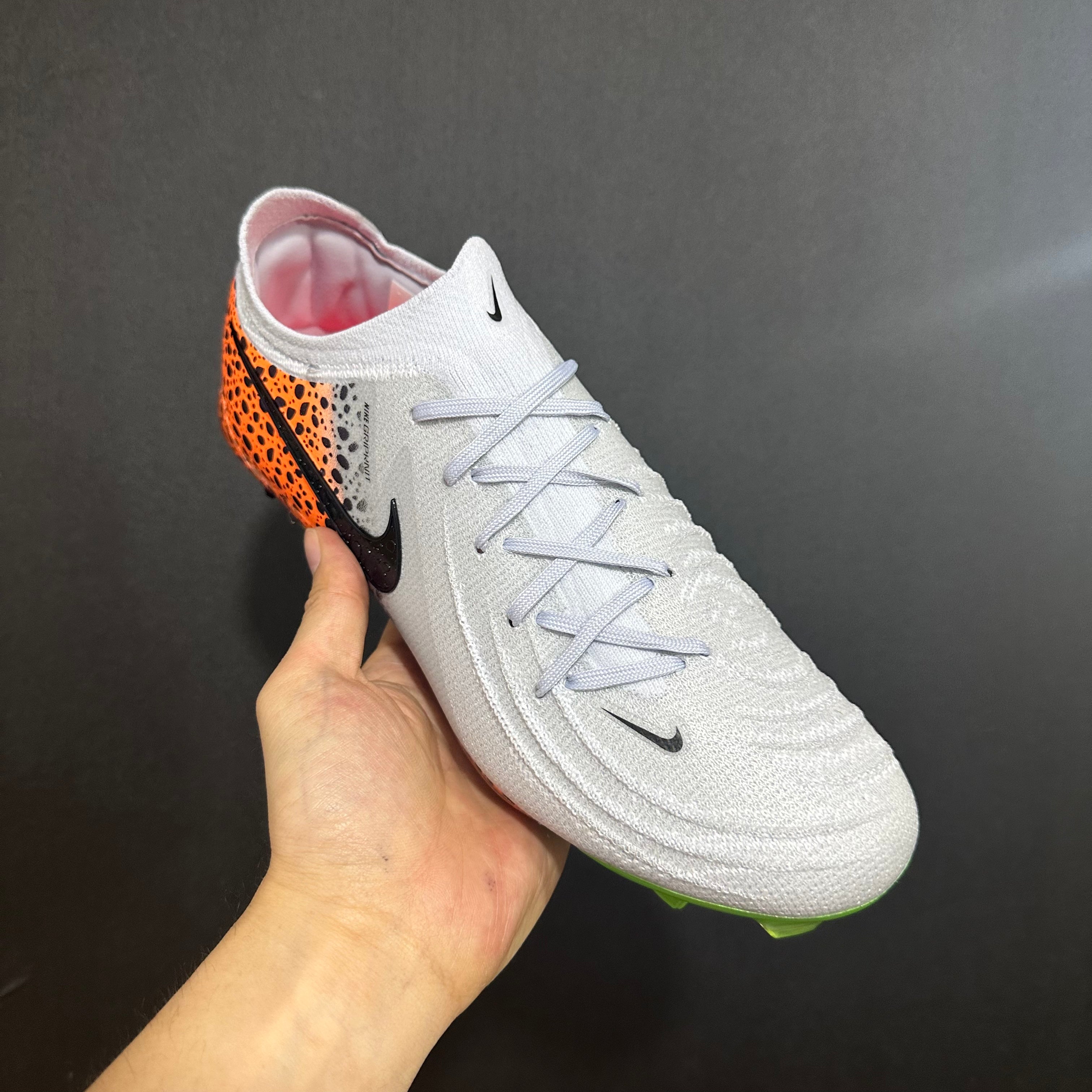 Crampons Élites Nike Phantom GX 2